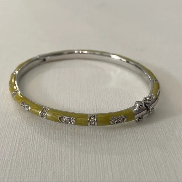 BANGLE Bracelet Enamel with Hearts Crystals Design - Picture 7 of 7